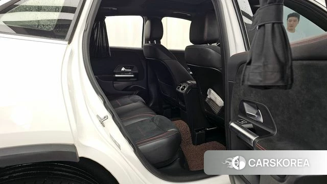 Mercedes-Benz GLA - Class H247 2023 Белый из Кореи, фото 3