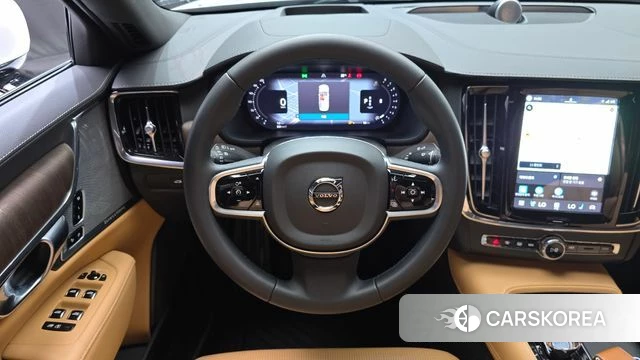 Volvo S90 2024 Белый из Кореи, фото 3