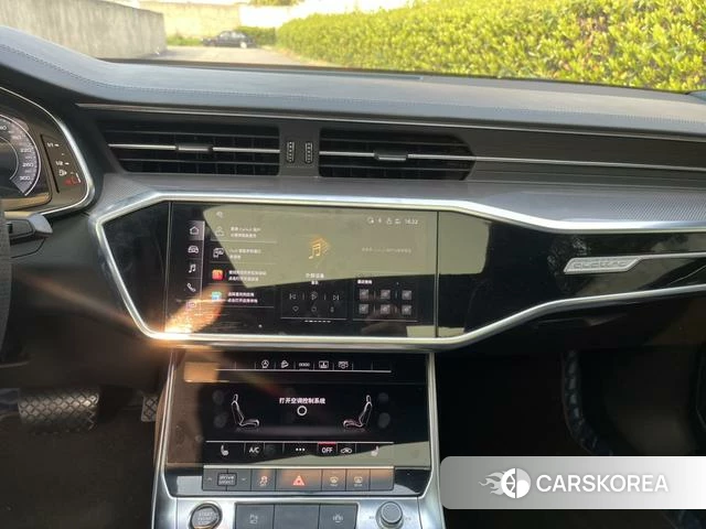 Audi A6L 2021 Черный из Китая, фото 3