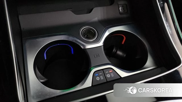 BMW X5 (G05) 2025 Светло-серебряный цвет из Кореи, фото 3