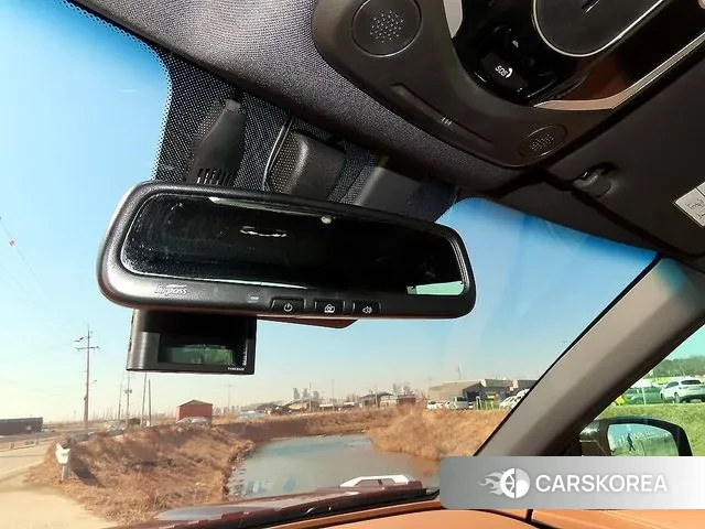 Ssangyong Torres 2023 Черный из Кореи, фото 3