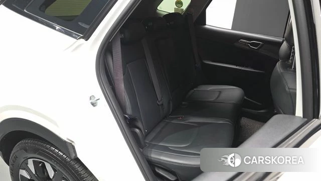 Kia Sportage 5th Generation 2022 Белый из Кореи, фото 3