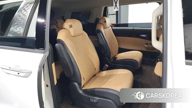 Kia Carnival 4th generation 2023 Белый из Кореи, фото 3