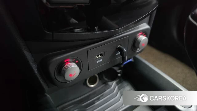 Ssangyong Tivoli Air 2018 Серебряный из Кореи, фото 3