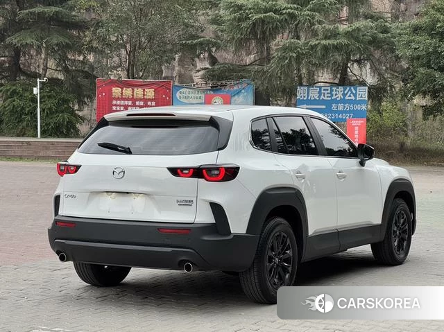 Mazda CX-50 line also 2023 Белый из Китая, фото 3