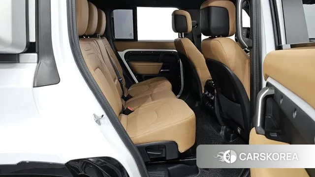 Land Rover Defender (L663) 2024 Белый из Кореи, фото 3