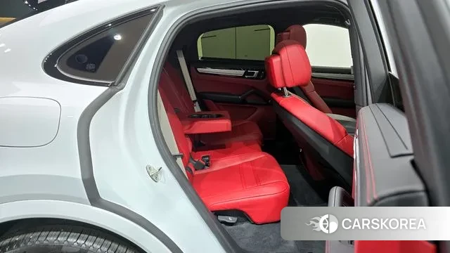 Porsche Cayenne (PO536) 2023 Белый из Кореи, фото 3