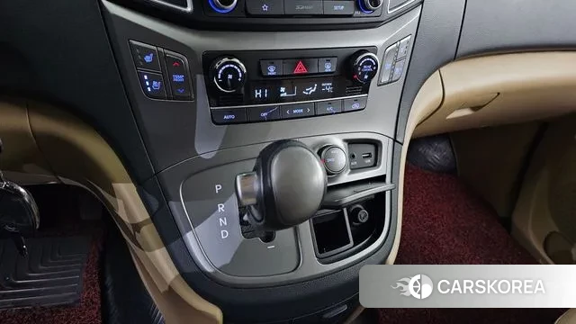 Hyundai The New Grand Starex 2018 Белый из Кореи, фото 3