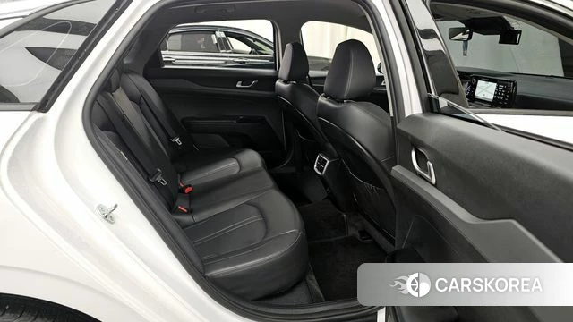 Kia K5 3rd generation 2023 Белый из Кореи, фото 3