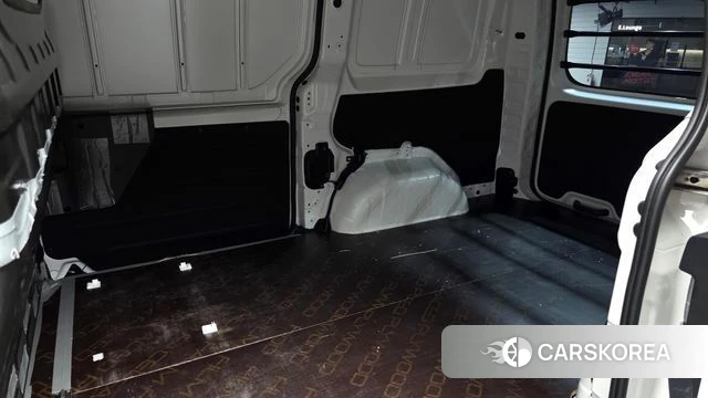 Hyundai Staria 2025 Белый из Кореи, фото 3