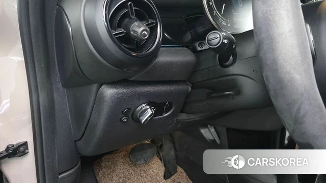 Mini Cooper 2022 Серебристо-серый из Кореи, фото 3