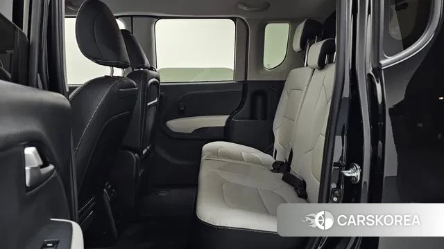 Kia The New Kia Ray 2023 Черный из Кореи, фото 3