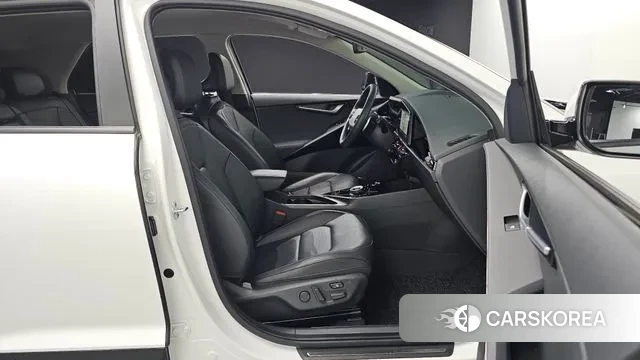 Kia Di Ol Nu Niro 2022 Белый из Кореи, фото 3