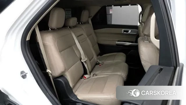 Ford Explorer 6th Generation 2021 Белый из Кореи, фото 3