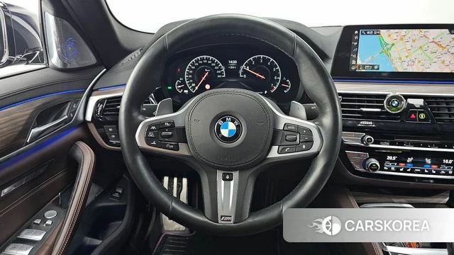 BMW 5 Series (G30) 2019 Черный из Кореи, фото 3