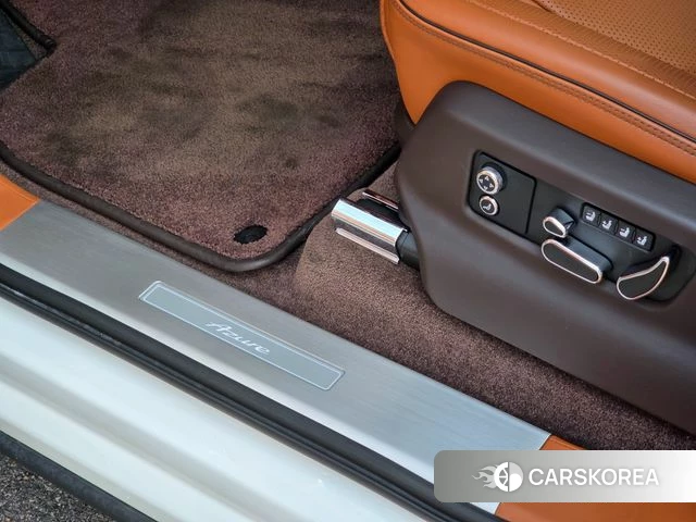 Bentley Bentayga 2023 Белый из Кореи, фото 3