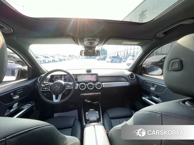 Mercedes-Benz GLB 2021 Белый из Китая, фото 3