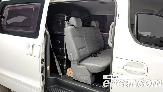 Hyundai The New Grand Starex 2018 Белый из Кореи, фото 3