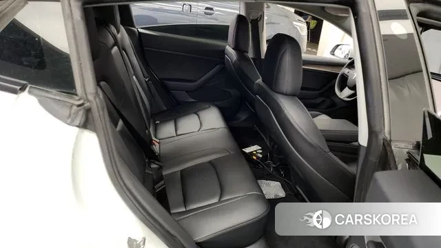 Tesla Model 3 2022 Белый из Кореи, фото 3