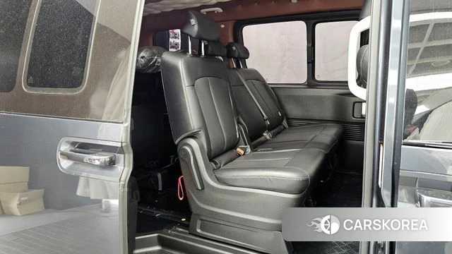 Hyundai Staria 2023 Серый из Кореи, фото 3