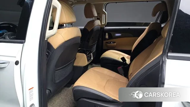 Kia Carnival 4th generation 2022 Белый из Кореи, фото 3