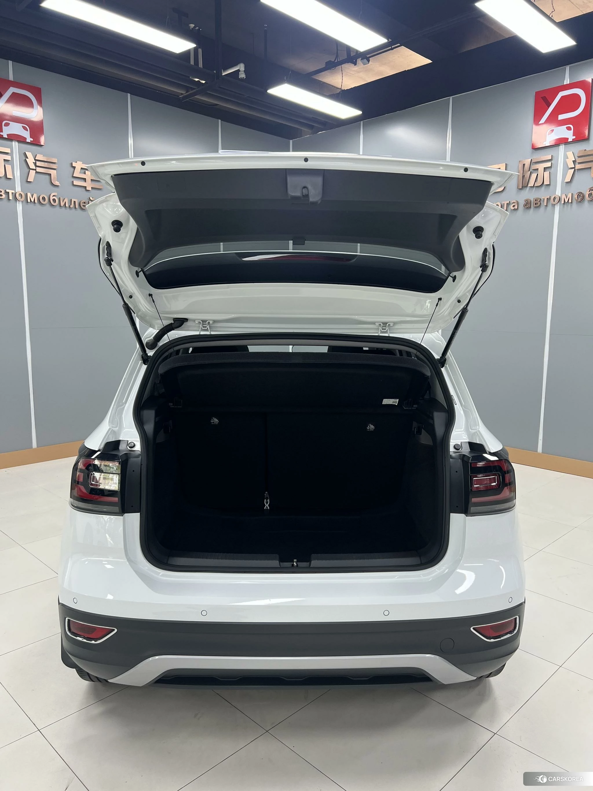 Volkswagen Exploring the shadow 2021 Белый из Китая, фото 3