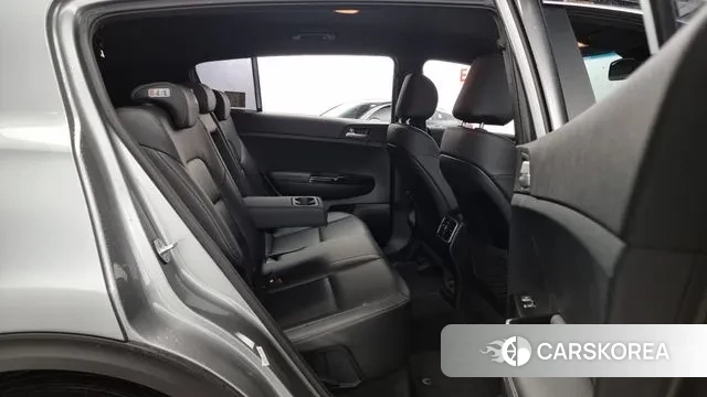 Kia Sportage The Bold 2018 Серебристо-серый из Кореи, фото 3