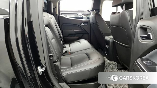 Chevrolet (GM Daewoo) Real New Colorado 2021 Черный из Кореи, фото 3