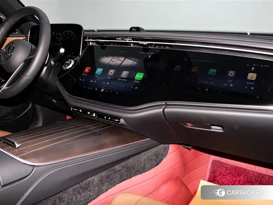 Mercedes-Benz E-Class 2025 Черный из Китая, фото 3