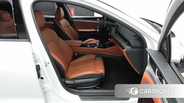 Kia The New K5 3rd generation 2024 Белый из Кореи, фото 3