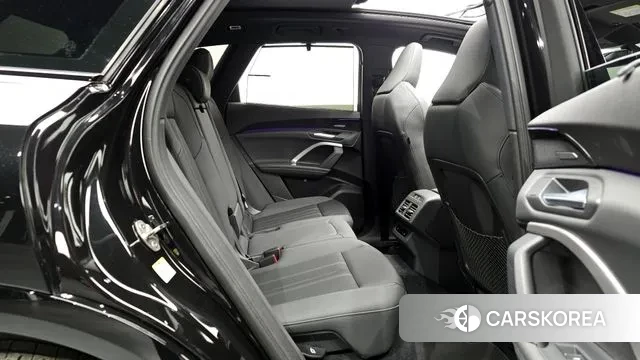 Audi Q5 (80A) 2025 Черный из Кореи, фото 3