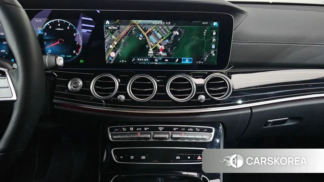 Mercedes-Benz E-Class W213 2023 Черный из Кореи, фото 3