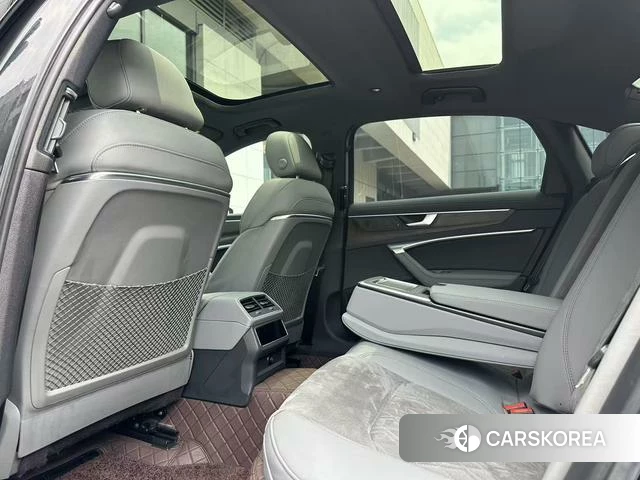 Audi A6L 2021 Черный из Китая, фото 3