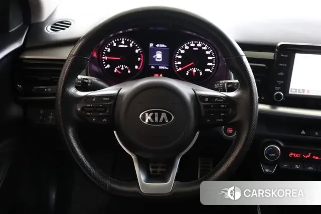 Kia Stonic 2020 Белый из Кореи, фото 3