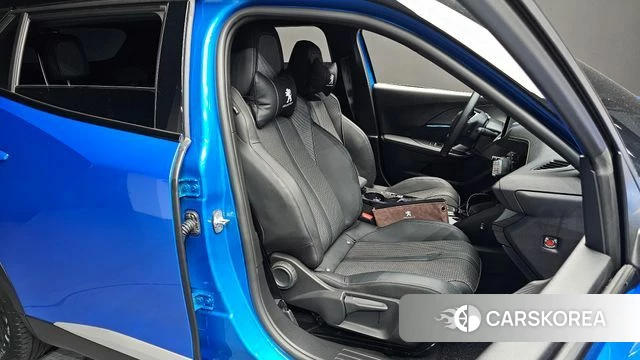 Peugeot e-2008 second generation 2023 Синий из Кореи, фото 3