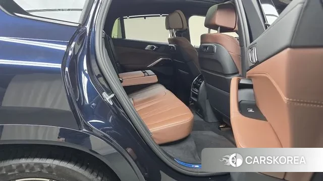 BMW X6 (G06) 2025 Черный из Кореи, фото 3