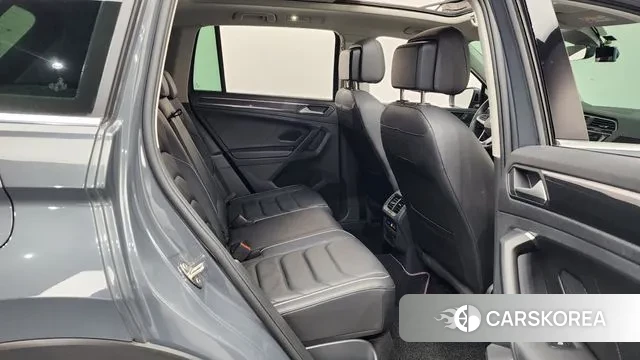 Volkswagen Tiguan second Generation 2022 Серый из Кореи, фото 3