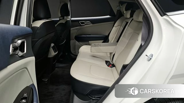 Kia Sportage 5th Generation 2023 Белый из Кореи, фото 3