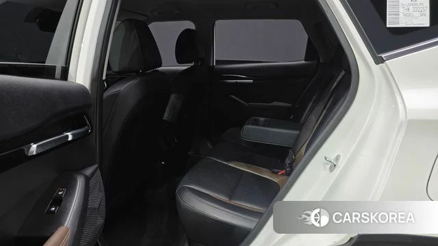 Kia Seltos 2022 Белый из Кореи, фото 3