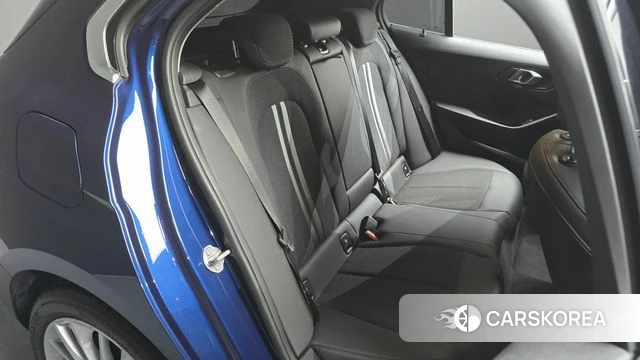 BMW 1 Series (F40) 2020 Синий из Кореи, фото 3