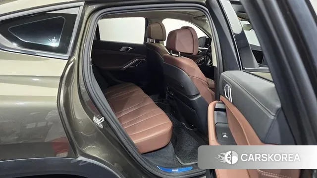 BMW X6 (G06) 2020 Золотой из Кореи, фото 3