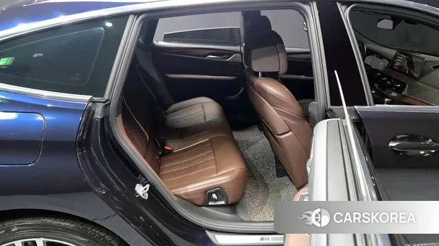 BMW 6 Series GT (G32) 2022 Черный из Кореи, фото 3