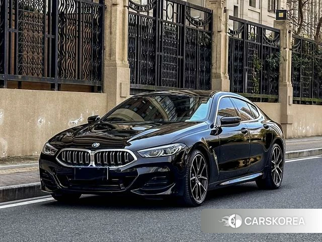 BMW 8 series 2023 Черный из Китая, фото 3