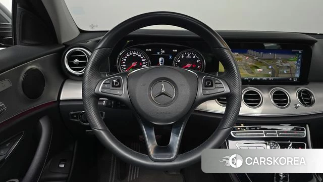 Mercedes-Benz E-Class W213 id 4520922 из Кореи 3