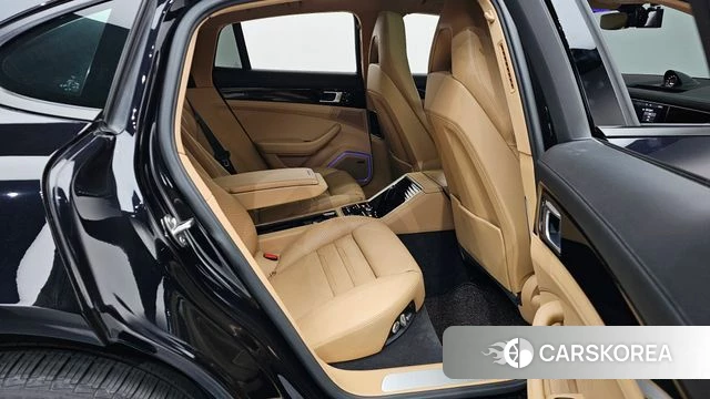 Porsche Panamera (971) 2018 Черный из Кореи, фото 3