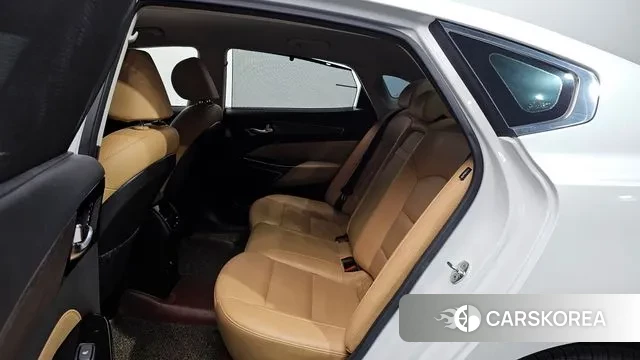 Kia K7 Premier 2019 Белый из Кореи, фото 3