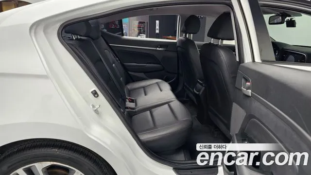 Hyundai Avante AD id 2719305 из Кореи 3