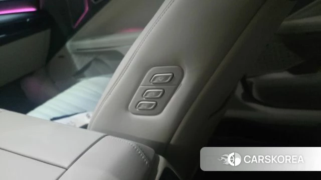 Kia The New K8 Hybrid 2024 Песочный из Кореи, фото 3