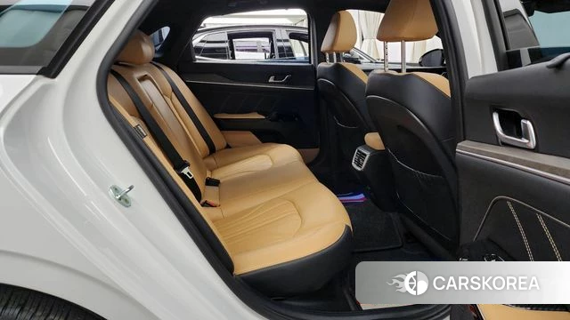 Kia K5 Hybrid 3rd Generation 2022 Белый из Кореи, фото 3