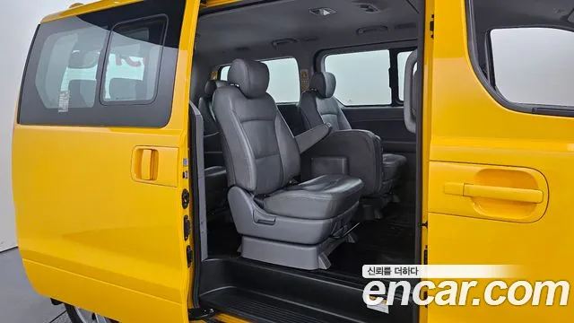 Hyundai The New Grand Starex 2021 Желтый из Кореи, фото 3